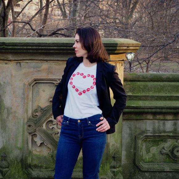 Eileen Marie - Heart of Kisses Tee in White - Picture 7 of 8